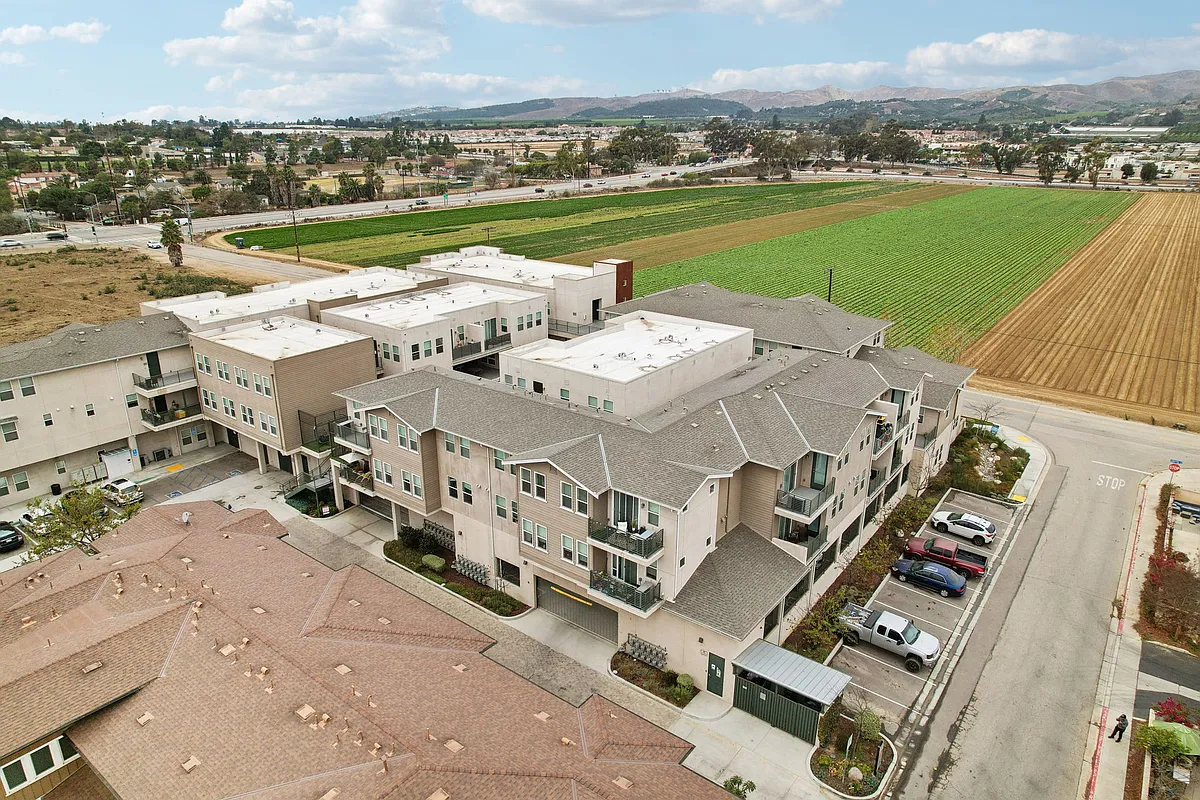 Building Photo - Yolo West Apartments