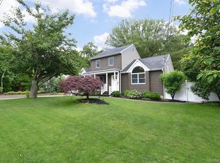 19 Fountain Road, Rocky Point, NY 11778