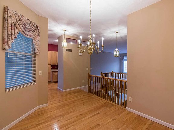 3rd image of 4202 Fontenay Dr