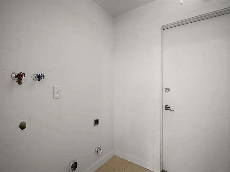 14884 SW 35th Cir — Photo 19
