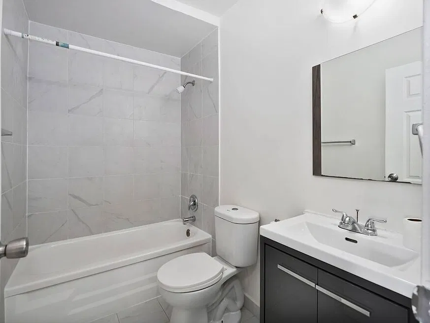 285 Melvin Apartments — Photo 4