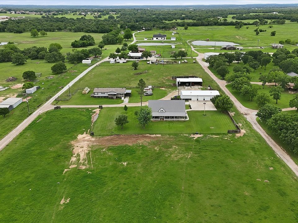 1st image of 421 County Road 3342