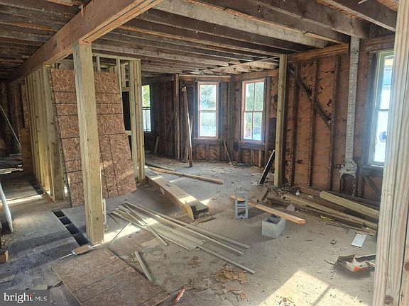 2nd image of 3806 Parkside Dr