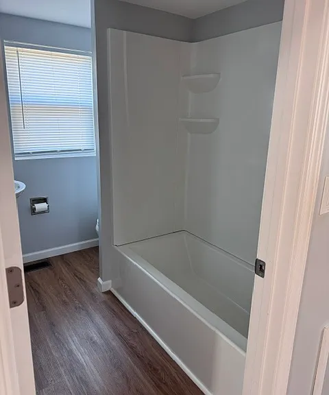 4429 Maplecrest Ave — Photo 28