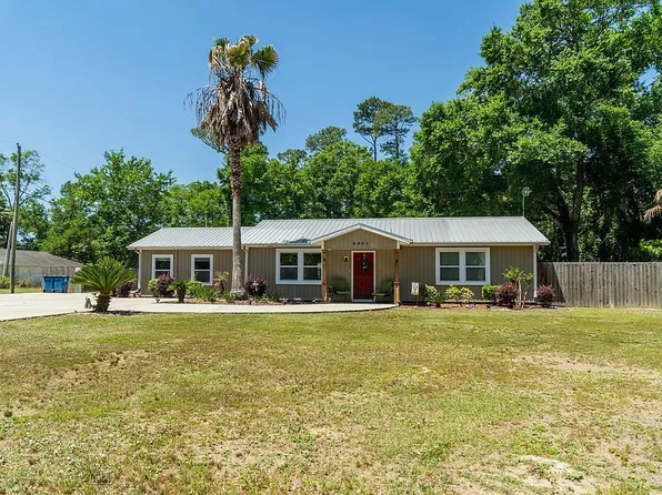 6961 Viola Rd, Gulf Shores, AL 36542