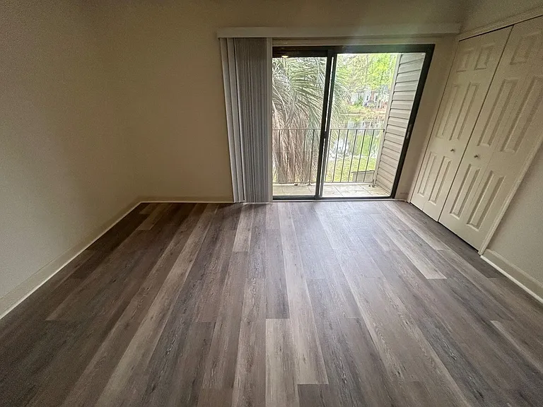 240-51 Jamil Rd — Photo 24