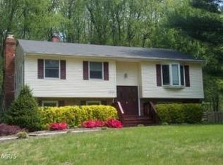 1810 Woodrail Dr, Millersville, MD 21108