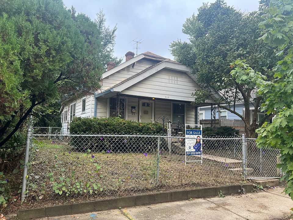 2nd image of 454 N Concord St