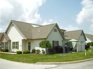 1098 Timberwood Dr, Beaver Falls, PA 15010