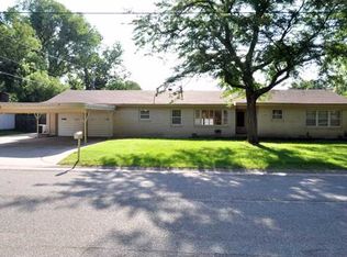 3300 N Woodrow Cir, Wichita, KS 67204