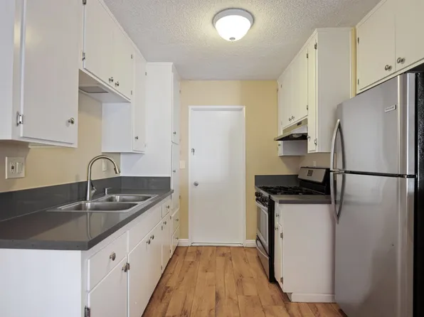 Grossmont Terrace Apartments, 8401 Buckland St #8452, La Mesa, CA 91942