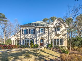 17 Heards Overlook Ct, Sandy Springs, GA 30328