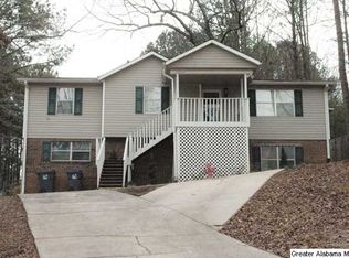 128 Yvonne St, Trussville, AL 35173