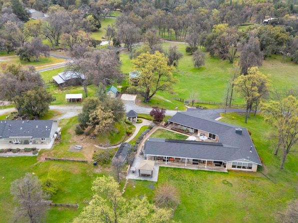 22309 Villas Ln, Sonora, CA 95370