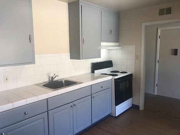 3rd image of 160 1st Ave #7