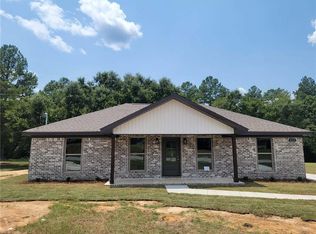 8198 Meadowood Dr, Citronelle, AL 36522