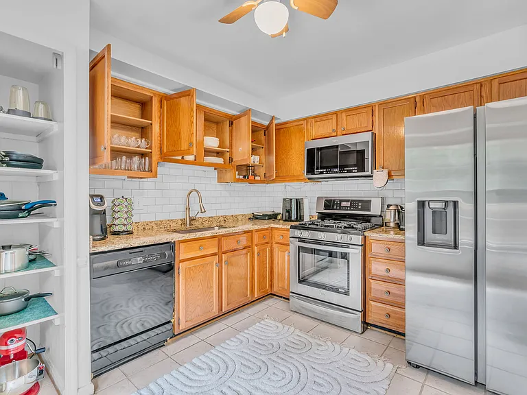 3874 Mohr Oak Ct — Photo 12