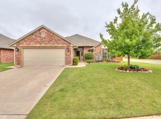 1701 SW 32nd St, Moore, OK 73160