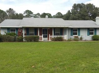 17431 East Rd, Umatilla, FL 32784