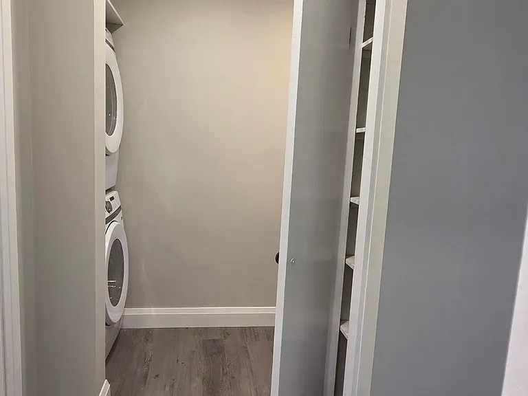 793 Broadview Ave #1 — Photo 19