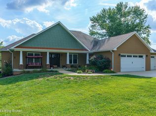 3805 Doe Valley Pkwy E, Brandenburg, KY 40108