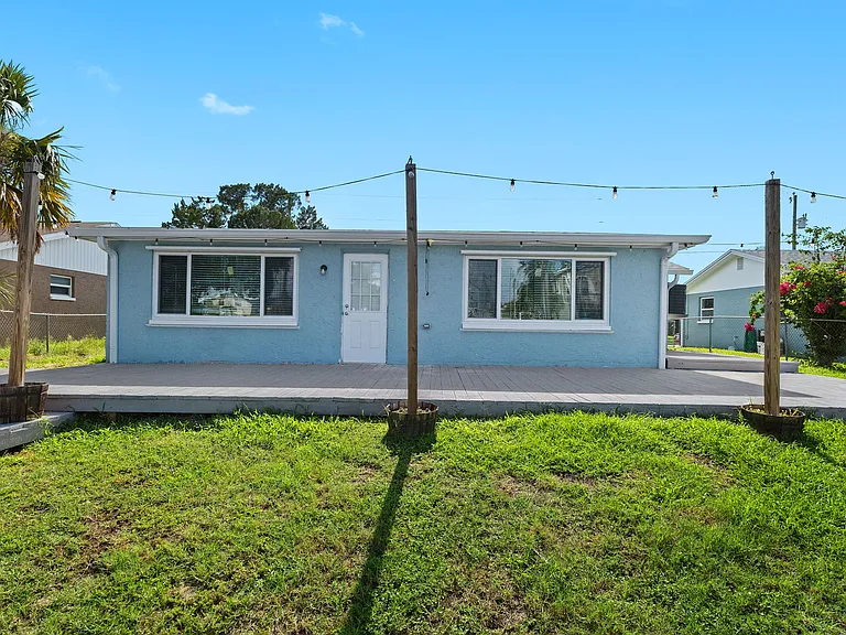 13916 Sommers Ave — Photo 6