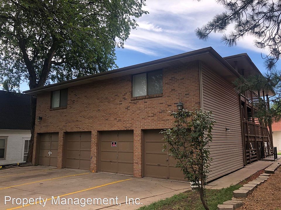 1st image of 4838 Walker Ave #7