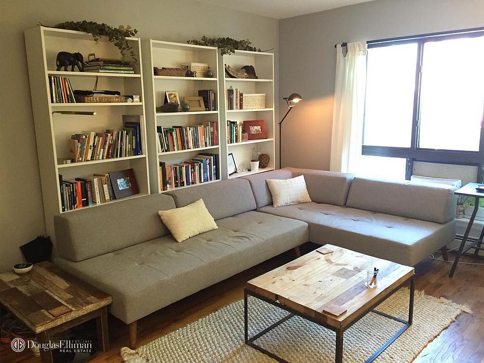 1st image of 895 Pacific St #2