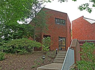 5535 Forbes Ave APT A, Pittsburgh, PA 15217