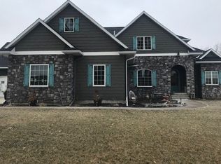 2603 Whispering Shores Dr, Fort Pierre, SD 57532