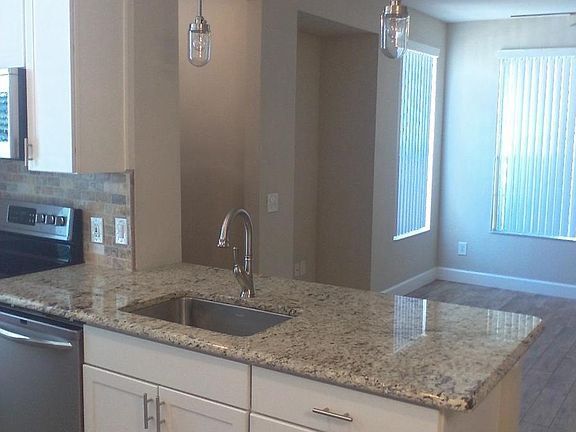 3rd image of 13703 N Richmond Park Dr #1501