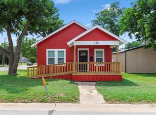 1138 Fannin St, Columbus, TX 78934