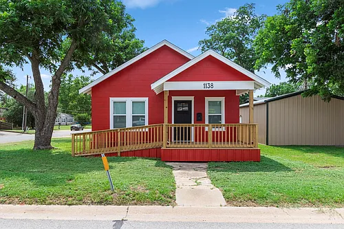 1138 Fannin St Photo 1