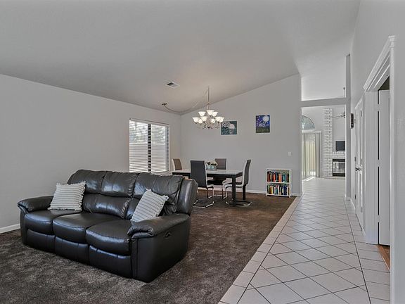 5th image of 4016 Killigrew Dr