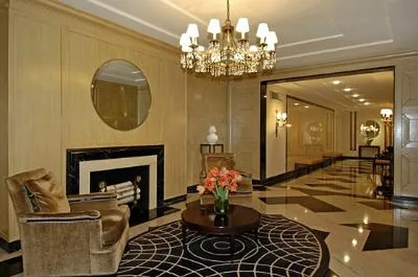 Sold by Corcoran | media 10