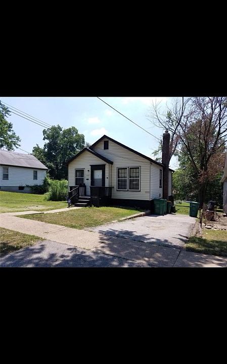 1st image of 7024 Garesche Ave