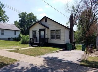7024 Garesche Ave, Saint Louis, MO 63136