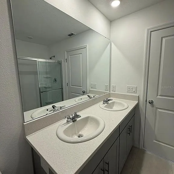 3208 Skyline Loop — Photo 34