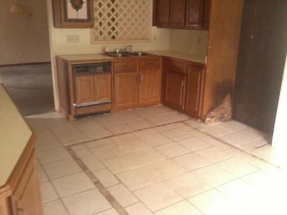 5th image of 3119 Dogwood Ave