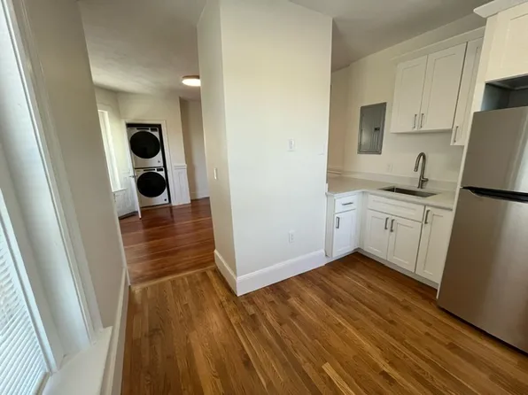 (undisclosed Address), Somerville, MA 02143