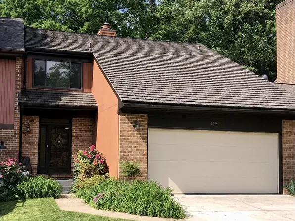 2597 Tree House Dr, Woodbridge, VA 22192
