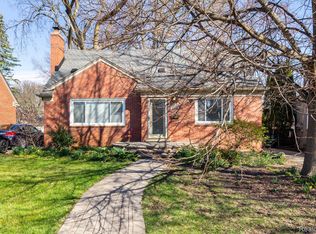 2093 Pembroke Rd, Birmingham, MI 48009