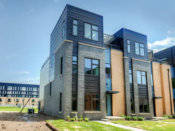 824 E 2nd St, Des Moines, IA 50309