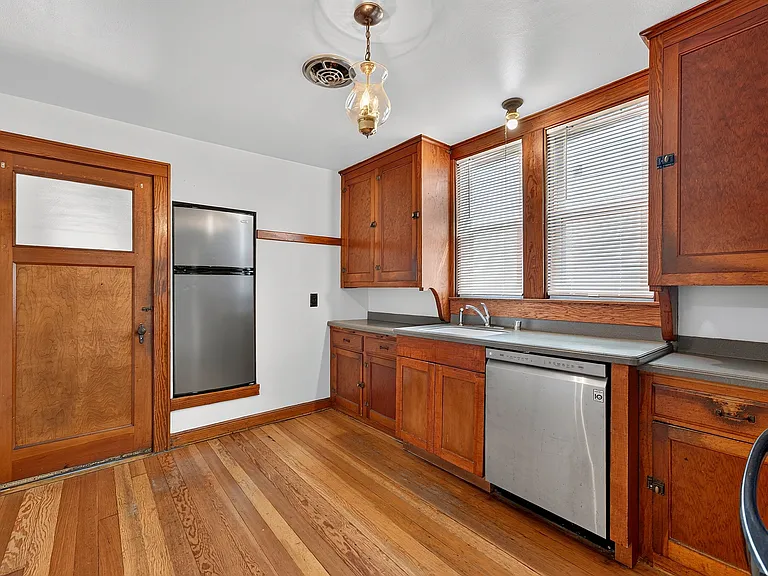 2836 N Richards St — Photo 16