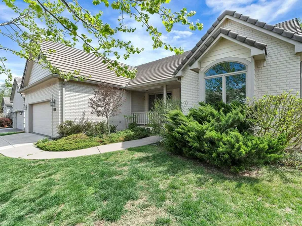 722 N Crest Ridge Ct, Wichita, KS 67230