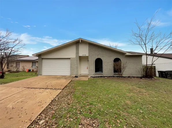 1208 Steinburg Ln, Fort Worth, TX 76134