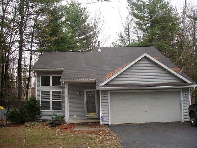 1st image of 11 Gates Ave