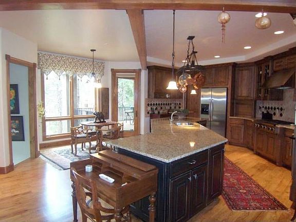 Kitchen Breakfast Nook