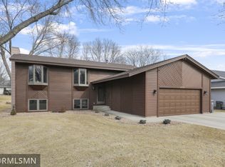 10167 Nottingham Trl, Eden Prairie, MN 55347