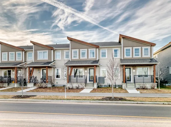 1002 Stillwater Blvd NW, Edmonton, AB T6M 1L6